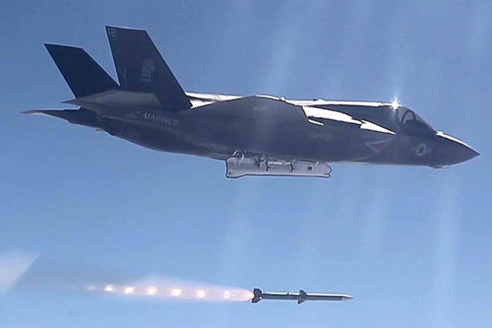 AIM-120D